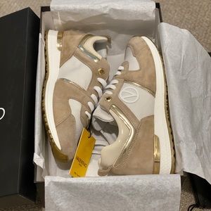 Valentino beige/white sneakers in size 8